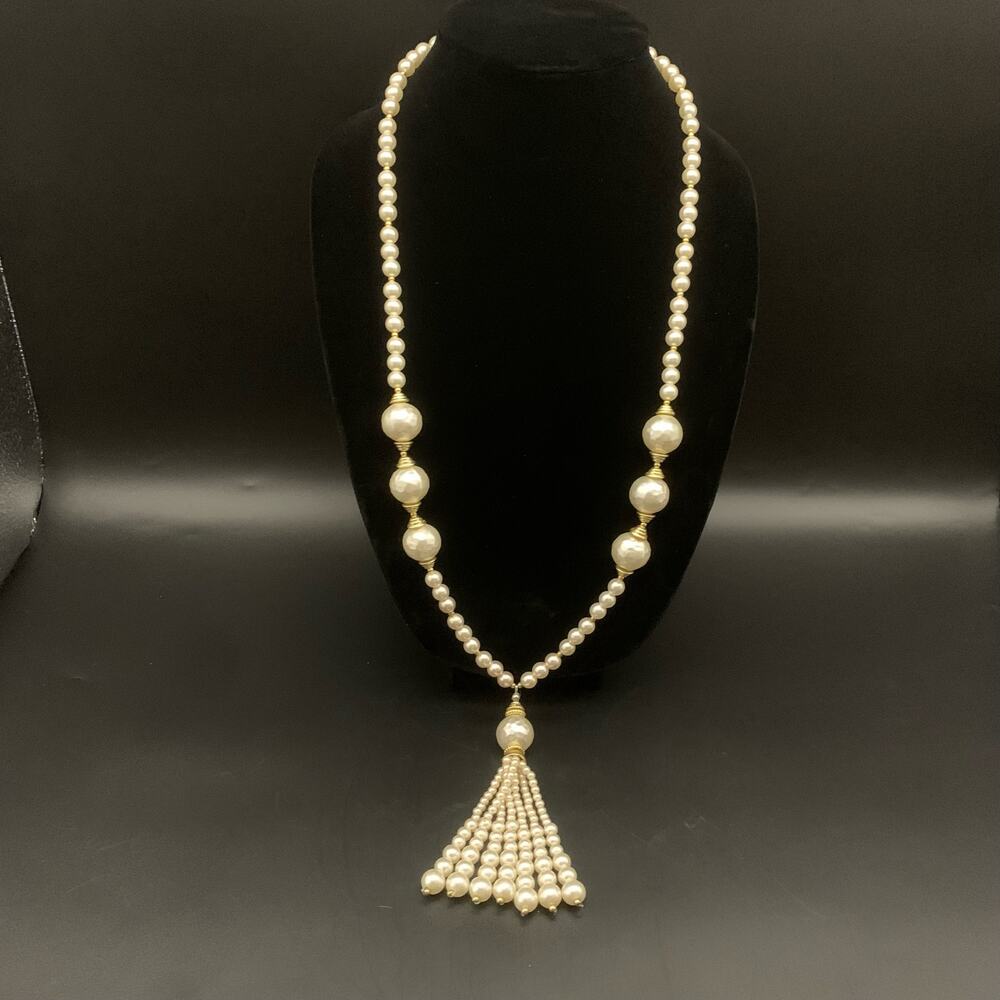Vintage Faux Pearl Chandelier Statement Necklace - Picture 3 of 16